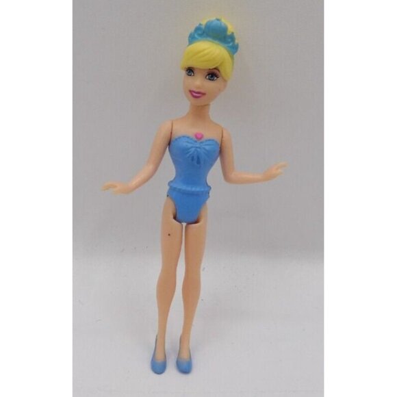 Polly Pocket Princess Cinderella w/ Blonde Plastic Wig Blue Crown- 3½" ©2013 - Picture 1 of 3